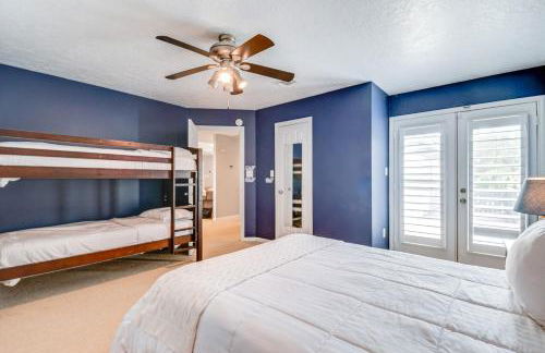 Dock and Outdoor Entertainment Home on Lake Conroe - Photo 19