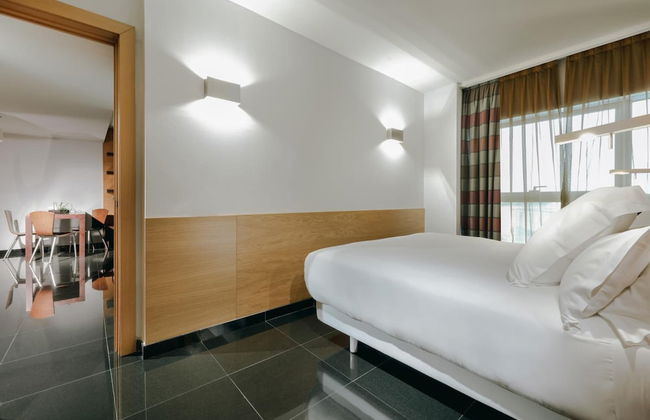 Hesperia Fira - Photo 11