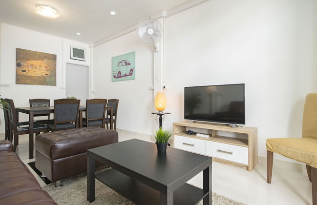 Cozy TownHouse HuaLampong - Photo 13