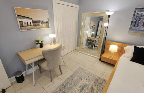 Explorers Paradise Walk to Capitol - Photo 9