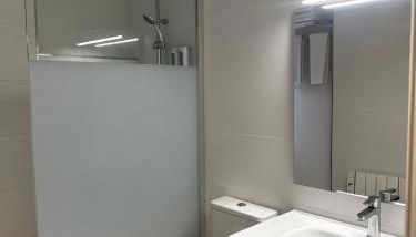 C1 Apartamento de un dormitorio en Pio XII, Madrid - Foto 4, Shower