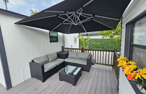 Comfy Tiny Home WP Large Private Deck Queen bed - Foto 39