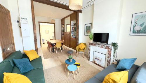 4 Ch - 10 pers - Grande Maison - Parking - Jardin - BBQ - Foto 2