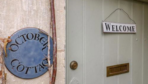 October Cottage - Photo 3