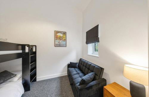 Elevated Escape - Hot tub, sauna, rooftop terrace - Foto 11