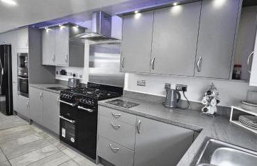 Bridge St 6 Bedroom House - Tranent - Foto 5