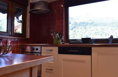 Appartement cosy avec cheminée, terrasse et parking, proche pistes et commerces - Méribel - FR-1-180-552 - Foto 7