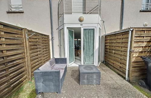 Charmante maison à 150m de la plage, 2 chambres, jardinet, proche Jullouville et St Pair-sur-Mer - FR-1-361-33 - Photo 17