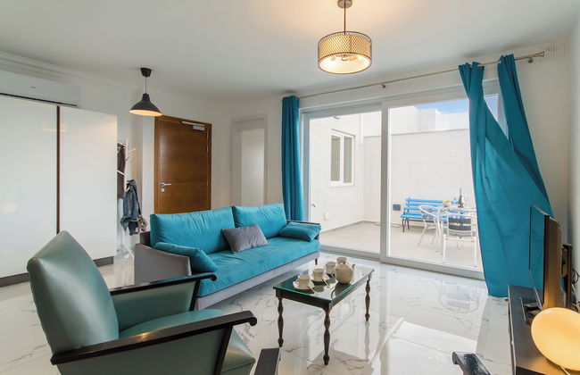 A Sunny Penthouse Modern 2 bdr - Sliema - Foto 17