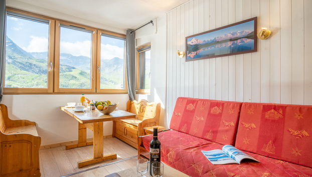 Arcelle 505 - Foto 2, Living Room