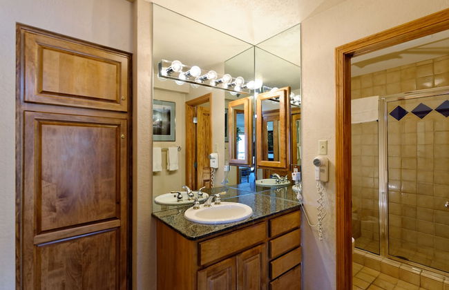 The Crestwood Condominiums - Foto 80