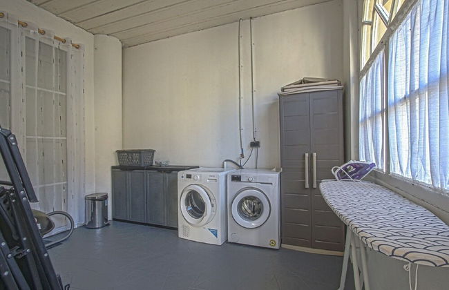 Charming Coastal Hideaway - Foto 16