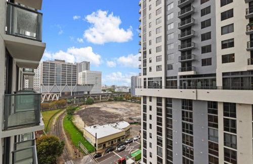 Sleek Downtown Apartment Rooftop Pool - Foto 17