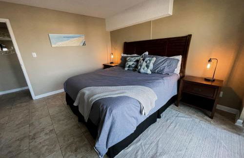 Playing Hooky at Dolphin Run-Oceanfront Condo-Pool - Foto 38