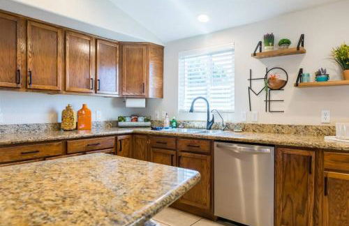 Private paradise with pool heater, spa, billiards - Foto 12