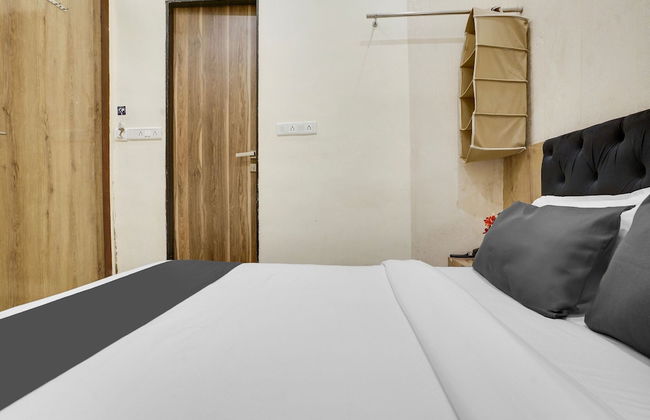 Cozy Stays at Ville Parle Mumbai - Foto 21