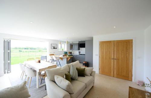 Rollestone New Forest (HOT TUB) - Photo 15