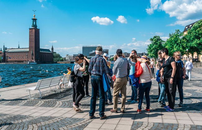 Recorrido a pie privado por el Royal Stockholm - Foto 2