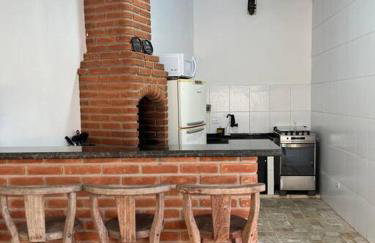 Morada do Zinho - Piscina, churrasqueira, lareira e 250 metros da praia - Foto 18