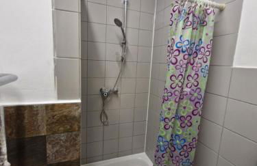 Gemütliches 2-Bett Apartment an der Saar, A8, A620, - Foto 15