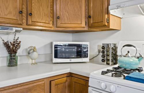 Great Location! Colleges! Hiking! Ithaca Commons! - Foto 27