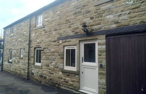 Bronte Stables - Cozy period house with parking and walled garden - Foto 26