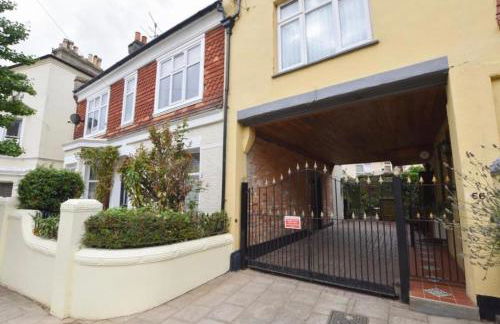 Montagu Apartment - St Leonards-on-Sea - Luxurious 2 bed Coastal Stay - Foto 44