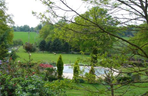 Fermette au calme avec piscine, jardin et étang de pêche - Foto 3