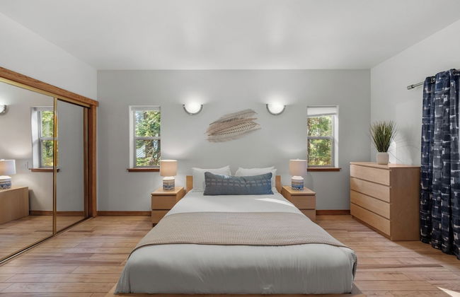 Moosetrack by Avantstay Cozy Cabin In The Of Tahoe Donner w/ Hot Tub - Foto 7