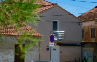 jm-Sutomišćica-holiday house on the beach - Foto 12