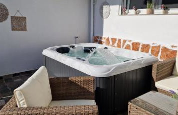 Stergios Suite with Private Jacuzzi - Photo 28