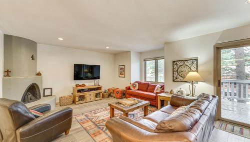 Half Mi to Angel Fire Resort Townhome with Grill! - Foto 1