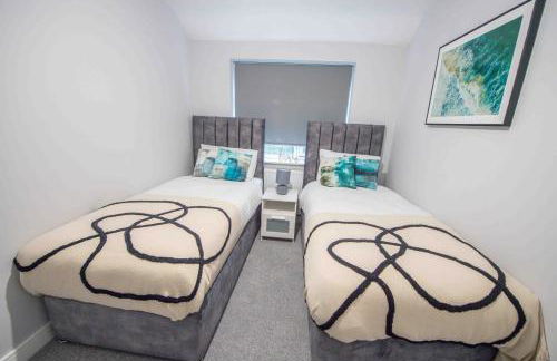 Beautiful, Peaceful, 5 Bedroom home with Hot Tub! - Foto 73