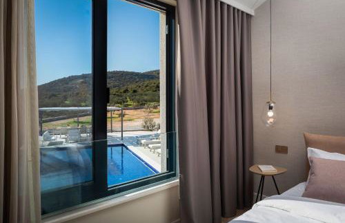 Luxury Villa Dolac near Split, airport, complete privacy, infinity heated pool - Photo 48