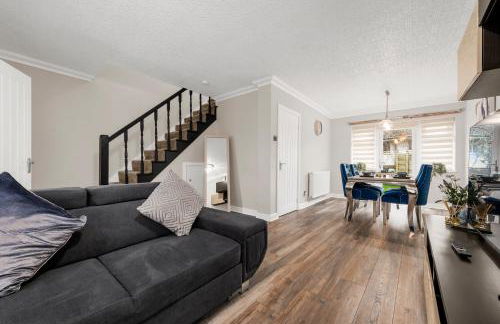 Stylish 3-Bed Close to MCR City Centre for 8 Guests - Foto 2