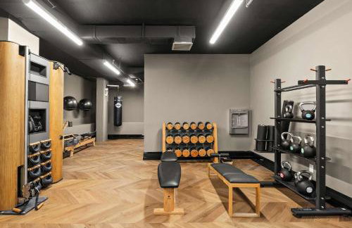 Freeman 201 by Rove Travel - 2BR Condo with Shared Amenities - Foto 25