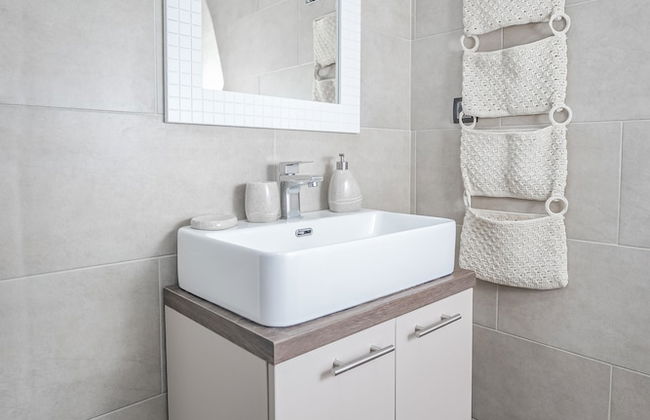 Sky Cabin Apartments - Photo 47