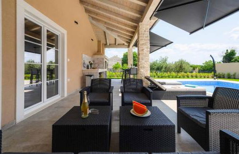 Beautiful Home In Maruzini With Wifi - Foto 2