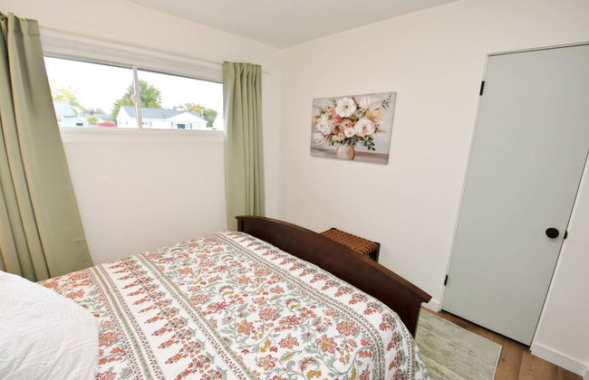 Modern 5 Bedroom Home Sleeps up to 12 15 min Walk to ND 2329 - Foto 13