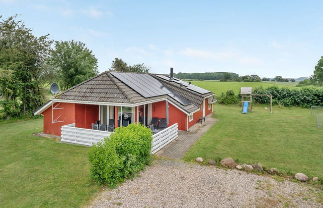 "Emly" - 1.1km from the sea - Foto 1