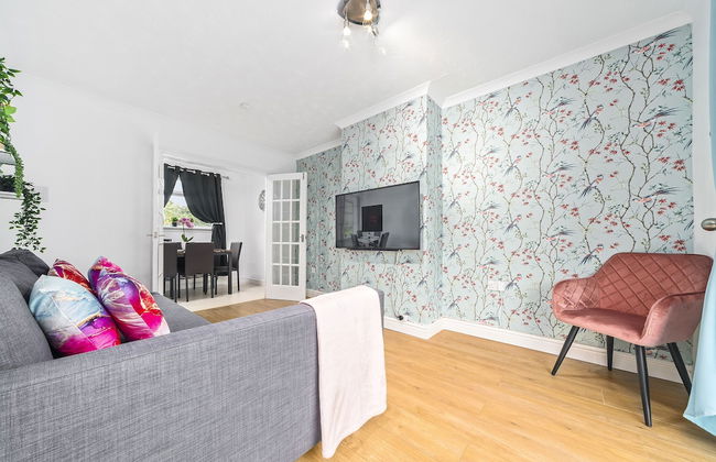 Rothesay House by Klass Living - Photo 12