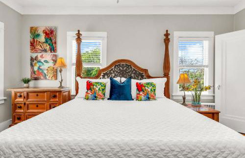 Birds of Paradise: Unwind in Nature's Embrace - Foto 39