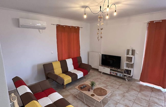 VerGian Brand New Apt at Agioi Theodoroi - Foto 17