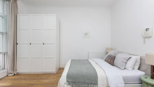 Light Filled Studio With View of Regents Park - Foto 4, Habitación