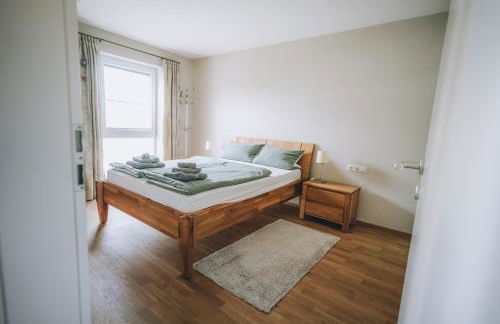 EulenNest Spacious Cozy Home with Private Garden - Foto 1