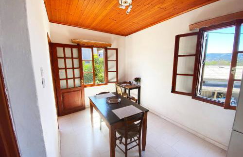 Dusk Apartments with Stunning Mountain View - Foto 6