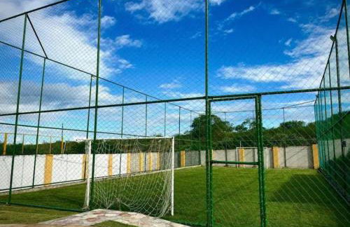 Casa de Campo Novo gravatá em condomínio, lazer completo com piscina compartilhada, churraqueira e forno a lenha privado e uma vista espetacular e com aquele friozinho - Foto 18