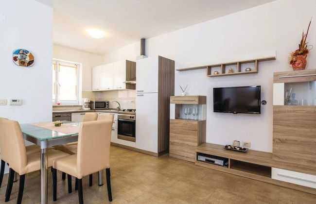 Cozy One Bedroom Apartment With Terrace - Foto 7