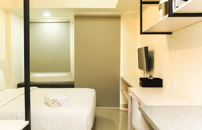Nice And Comfort Studio Apartment At Mustika Golf Residence - Foto 1