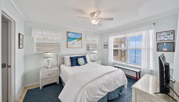 The Breezeway - 2 Br condo by RedAwning - Foto 5, Habitación